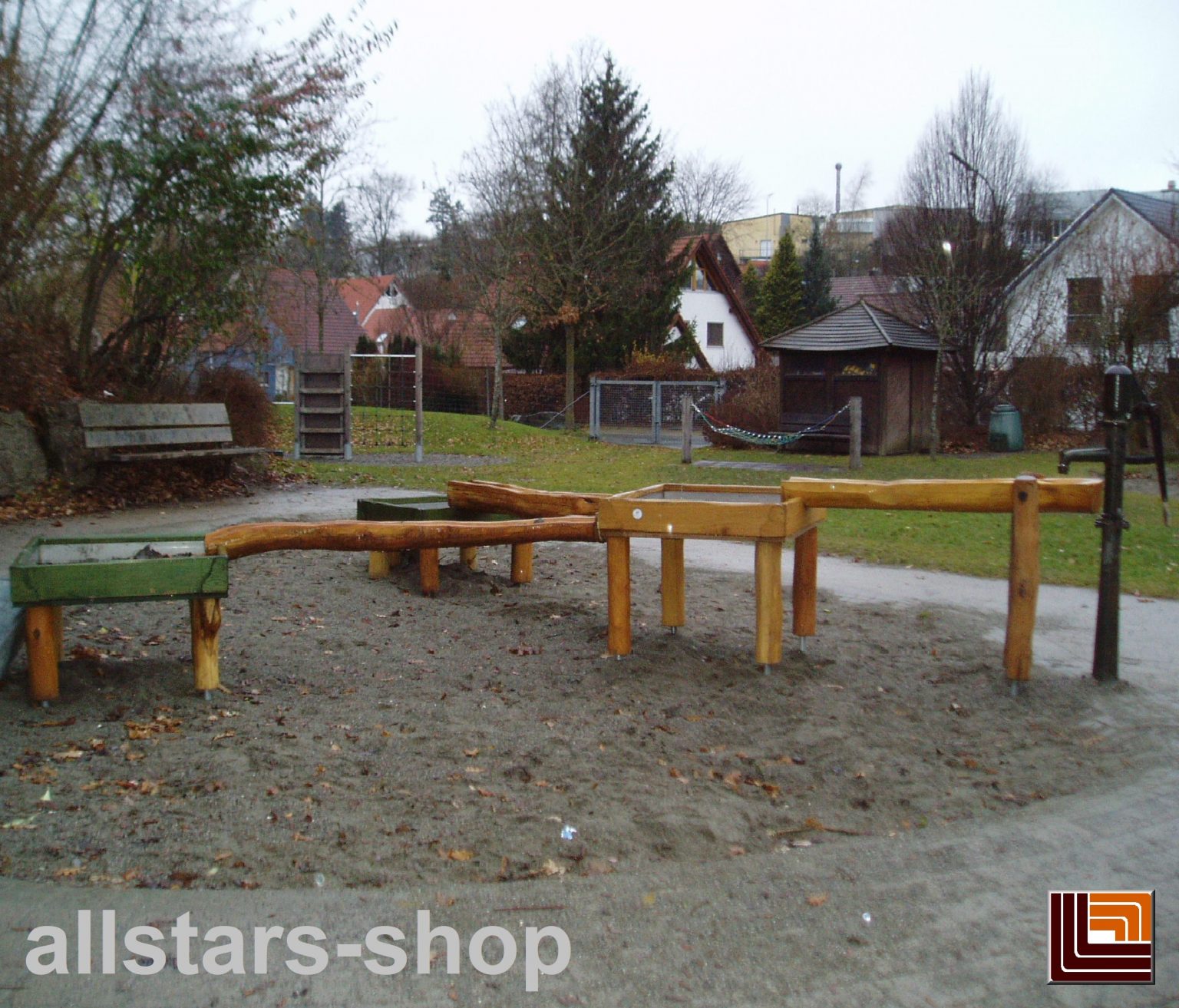 Wasserspielanlage Matschanlage Bad Waldsee mit Wasserpumpe und